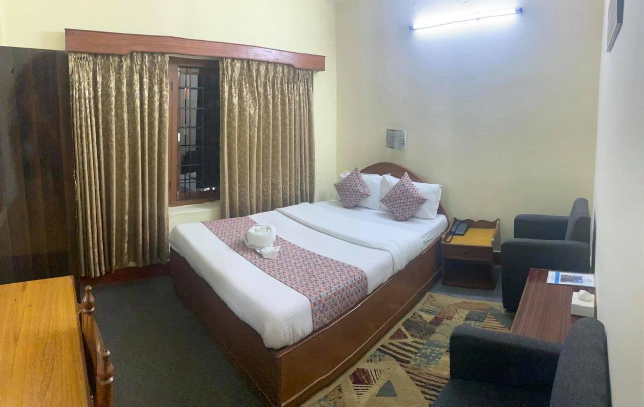 Hotel Blue Magnet Ποκάρα Εξωτερικό φωτογραφία